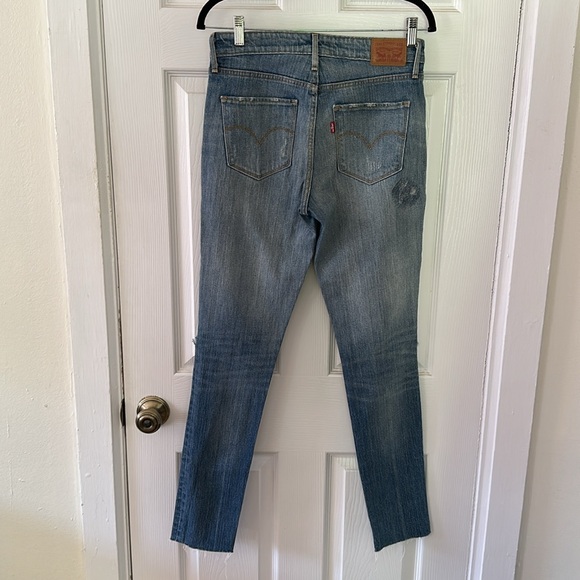 LEVIS 721 High Rise Skinny - Picture 3 of 10
